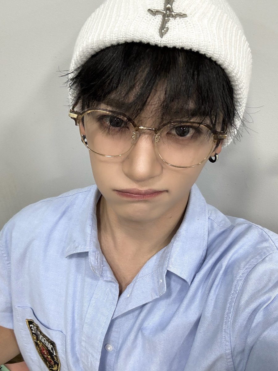WHIB_ON's tweet photo. Blue 💙

#WHIB #휘브 #JAEHA #재하 https://t.co/hX9YBZJq4F