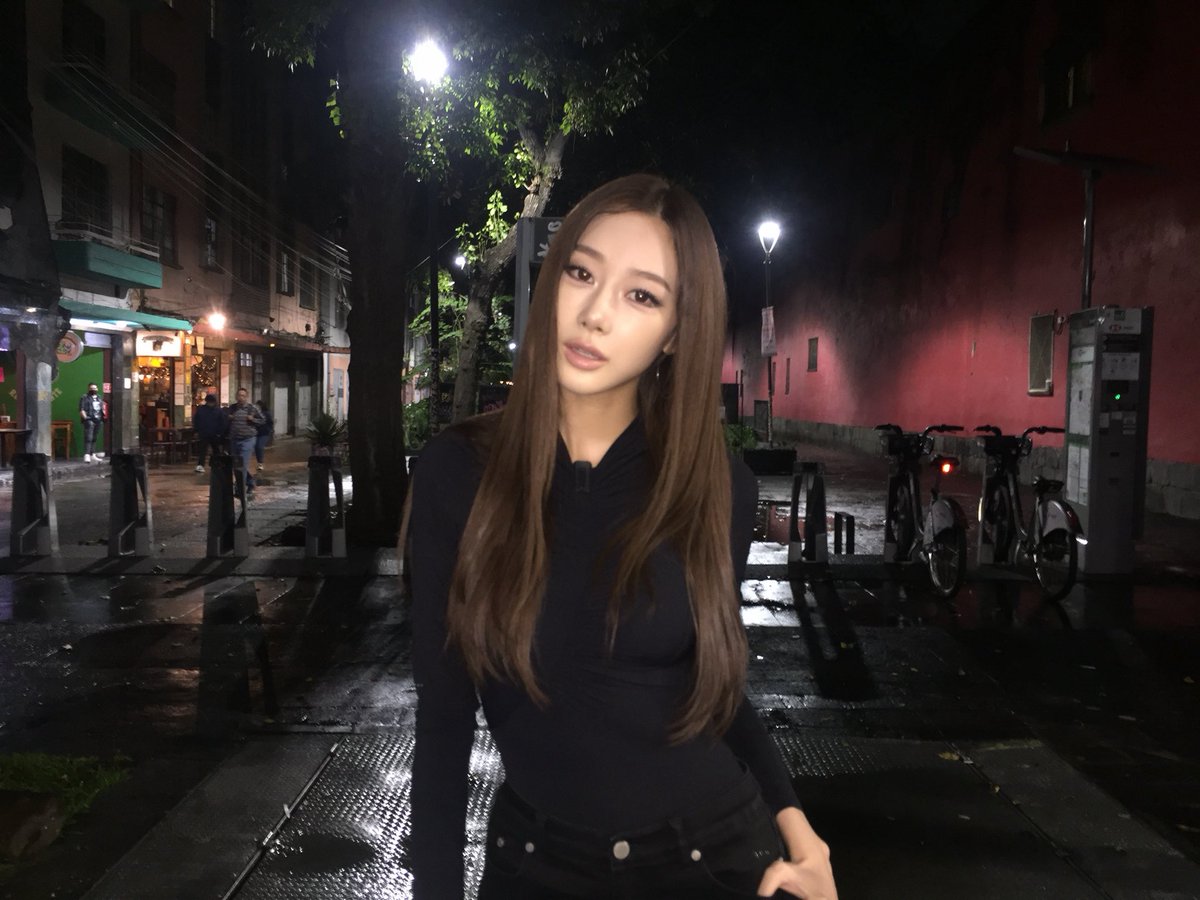 aespa_official's tweet photo. 🖤

#aespa #æspa #에스파 
#GISELLE #지젤 https://t.co/w4R66LxikK