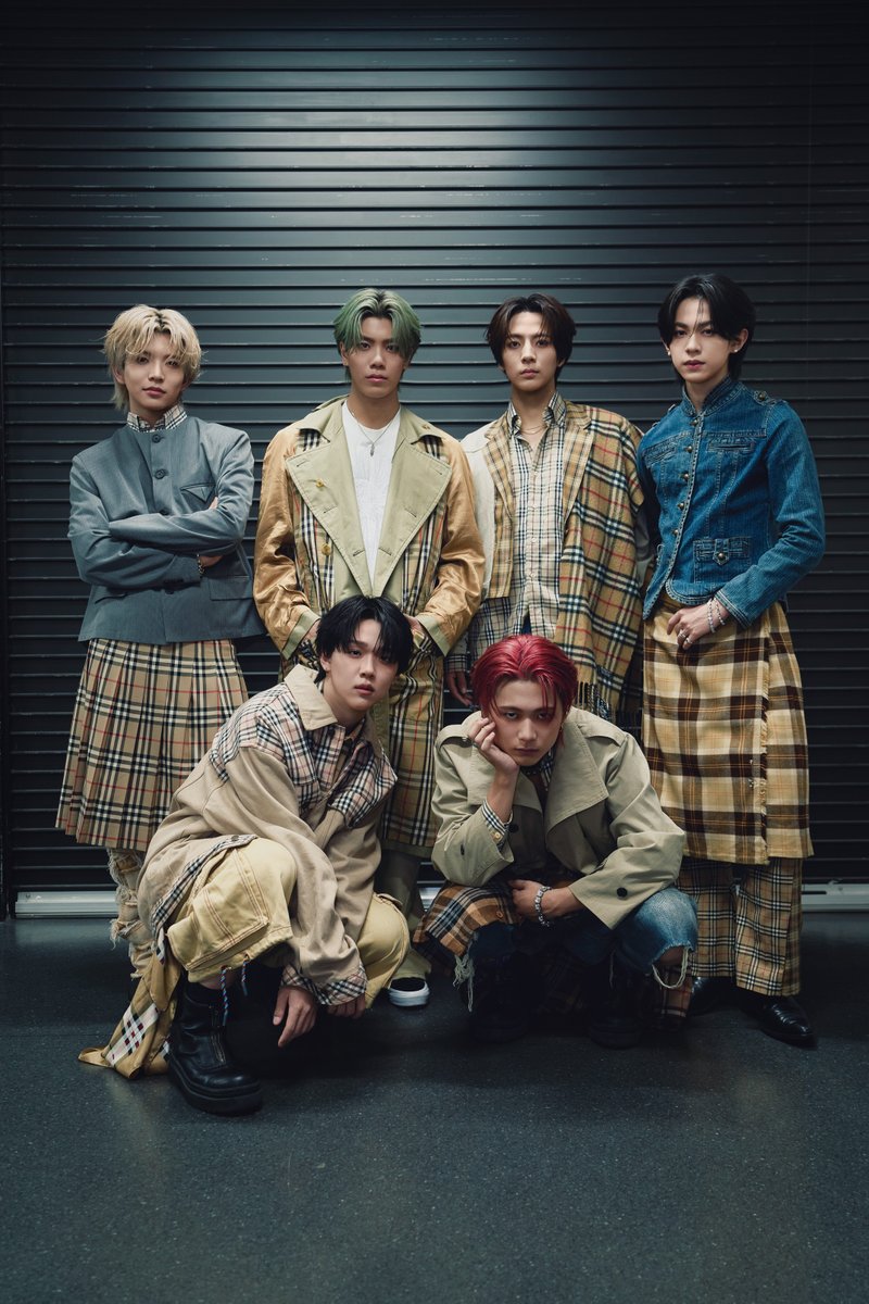 LIL_LEAGUE_'s tweet photo. CDTVライブ！ライブ！秋の大感謝祭2026
ありがとうございました🧡

撮影していただいた、
「僕を探してた」の映像は、
#僕を探してた #LILLEAGUE
のハッシュタグをつけてぜひSNSへシェアしてください!!

そして、この後19:20頃よりInstagram Liveを行います📱
ぜひお集まりください✨
https://t.co/XZYnw3v6AG

──────────
📝SETLIST PLAYLIST 公開
https://t.co/5B10vbyJqo
──────────
僕を探してた
🎧https://t.co/6CchrR6Jvf
🎥https://t.co/5AXvXzXaFJ
──────────

@TBSCDTV
#CDTVライブライブ