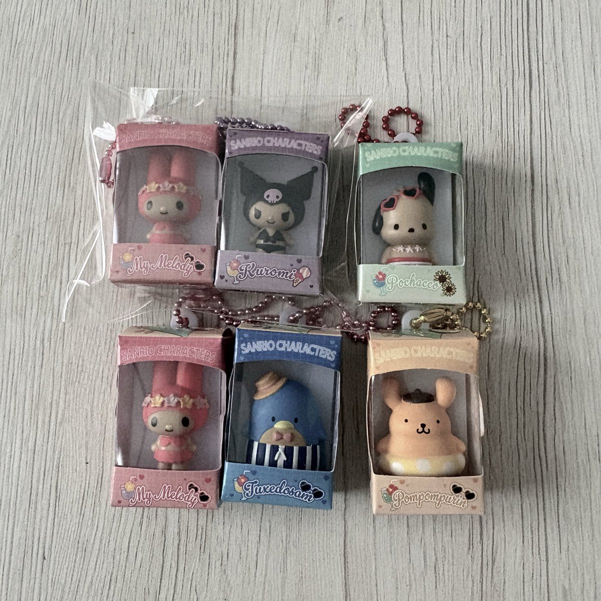 o4_h7o's tweet photo. サンリオ　キャラクターズ　チョコボックス
交換していただける方探しております。

譲：画像のもの
求：あひるのペックル　ウサハナ

まとめてのお取引希望しております🙏🏻 https://t.co/bQshfy76D5