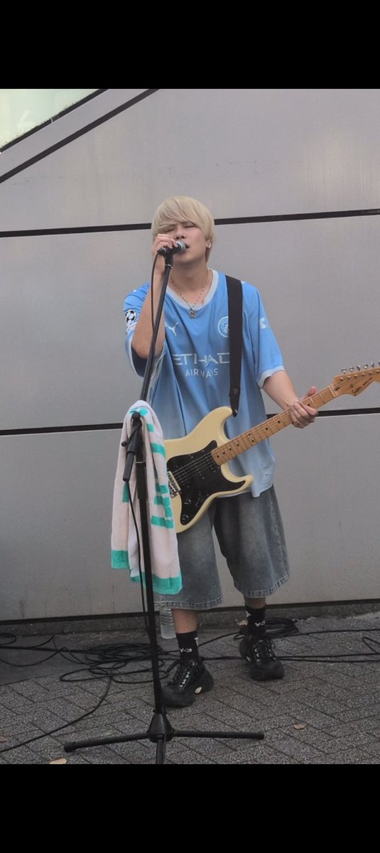 AiSora15's tweet photo. ビーマイの路上ライブ今回も最高でした😆ファン想いのメンバーに感謝✨
#BemyGirl
#ラインキューブ渋谷11月23日 https://t.co/H7rBMaS2HK