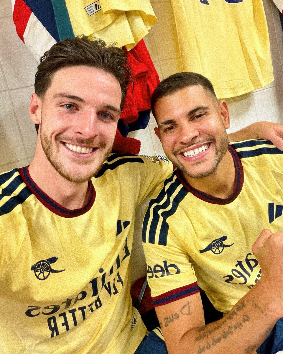 PatrickTimmons1's tweet photo. The best midfield pairing in the Premier League. https://t.co/W6mSZ4UyZ5