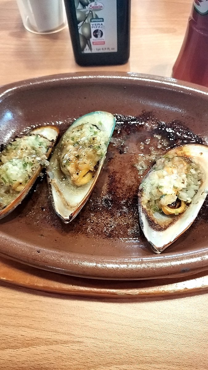 nekosui37's tweet photo. 帰宅。これ美味しかったですね。じわじわアレに近づくw https://t.co/o9Ij4EXTtT