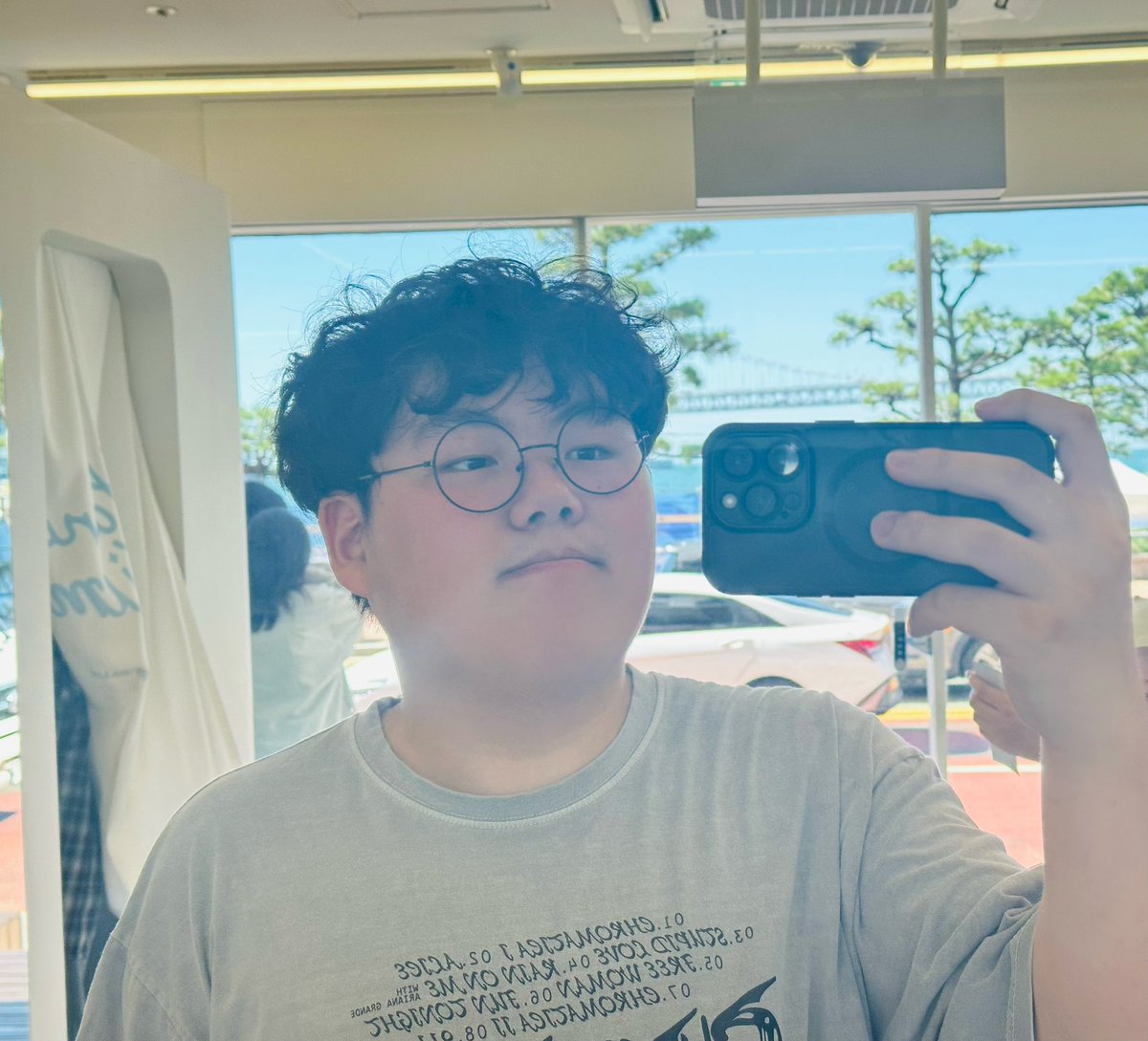 dodong0797's tweet photo. 백만년만에 트친소😁
-20살 입니다앙✌️
-먹는것은 사랑입니다🤩
-노래방 게임 좋아해요👊

많은 관심과 리트윗 부탁드립니덩 https://t.co/vTUzOrwPUa