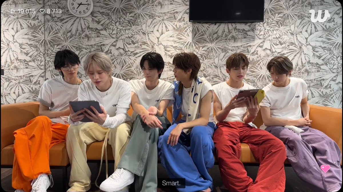 haepjaeri's tweet photo. amazing seating arrangement #likesit https://t.co/JsVJwT3XwE