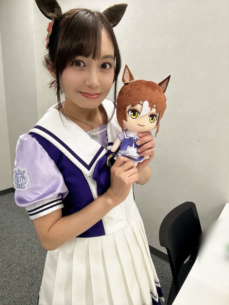 chinami_hsmt's tweet photo. 私物ぬいを持参しました☘️

#ウマ娘 #ゲームウマ娘 https://t.co/6K8qQjSAT9