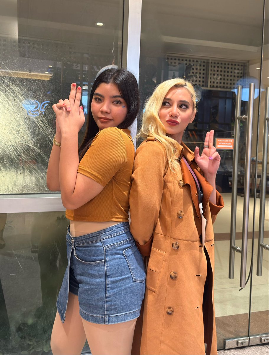 luvsputrii's tweet photo. Hi Cassandra Heather and Fauzia Arcadia🖤🔫😎

#mhiamb https://t.co/5YveMwKtan