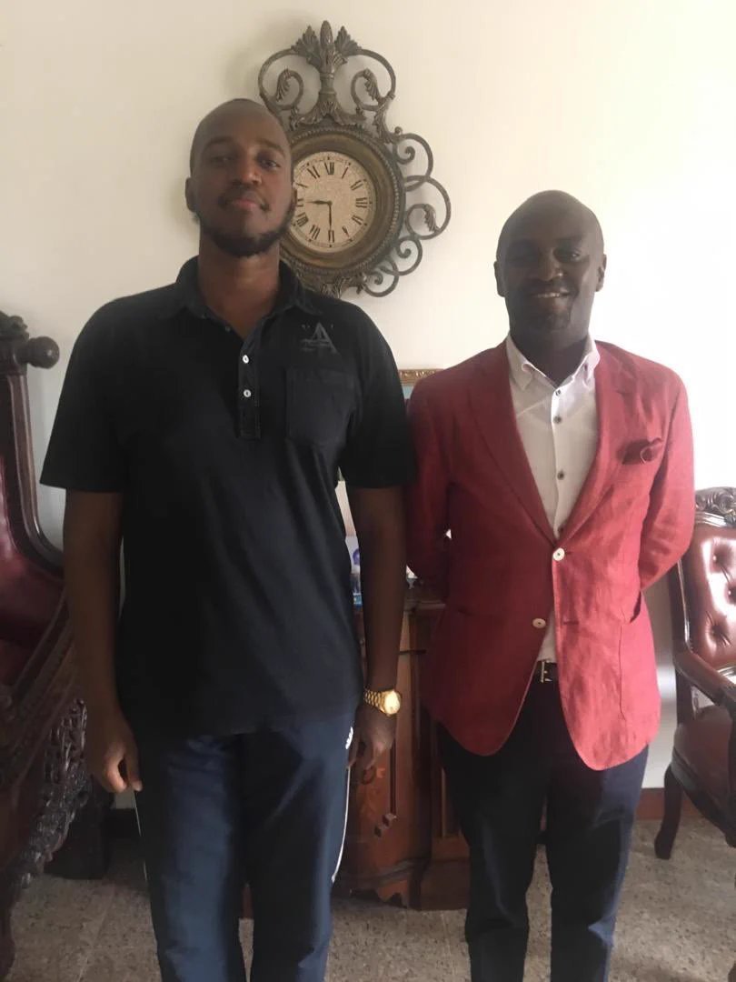 ruth__komuntale's tweet photo. Amidst everything,  my Brother never turned a back to anyone,  he wanted unity, he knew many of them, he chose Peace.

OYO is no more now. https://t.co/U9csopWyEa