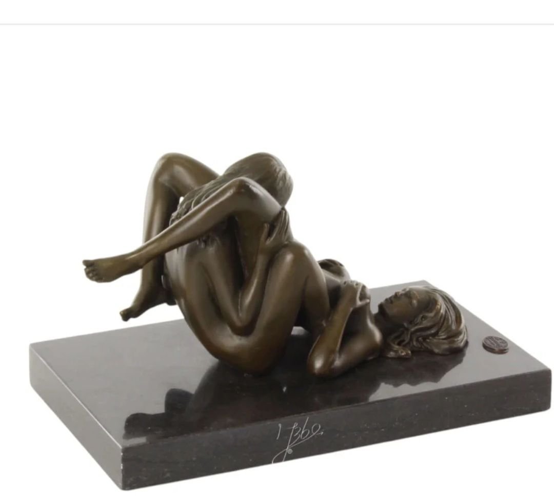 Respecteveryon's tweet photo. The Svairini—the liberated woman of the Kamasutra—embodies a woman unafraid of her own desire. Ancient, unapologetic, and free, that longing still echoes through the human body and soul today.
Credits: Rodin, Mavchi, Lambeaux, Pasquale Delor https://t.co/LDIxlGOv9I