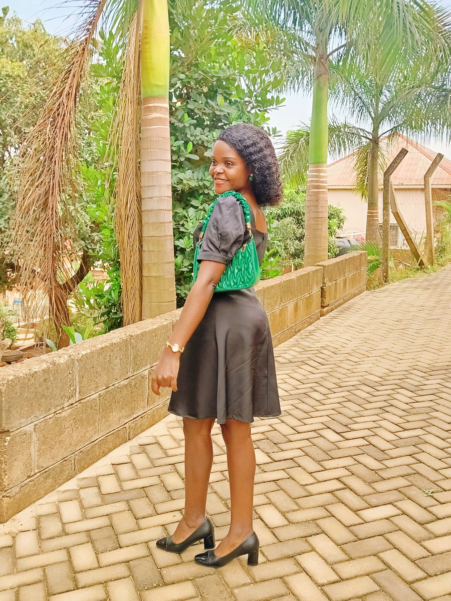 _Tj256's tweet photo. Mathew 6:34 🖤💚💃 https://t.co/LV47246fAu