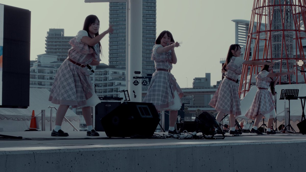 suzuyan0112's tweet photo. KOBE未来フェス2026でKOBerrieS♪の #ふらかの を撮影しました📸
素敵なパフォーマンスをぜひご覧ください✨

https://t.co/4gxWdTPWDu

#コウベリ
#LUMIX
#S1RM2 https://t.co/K0tSLvuqCU