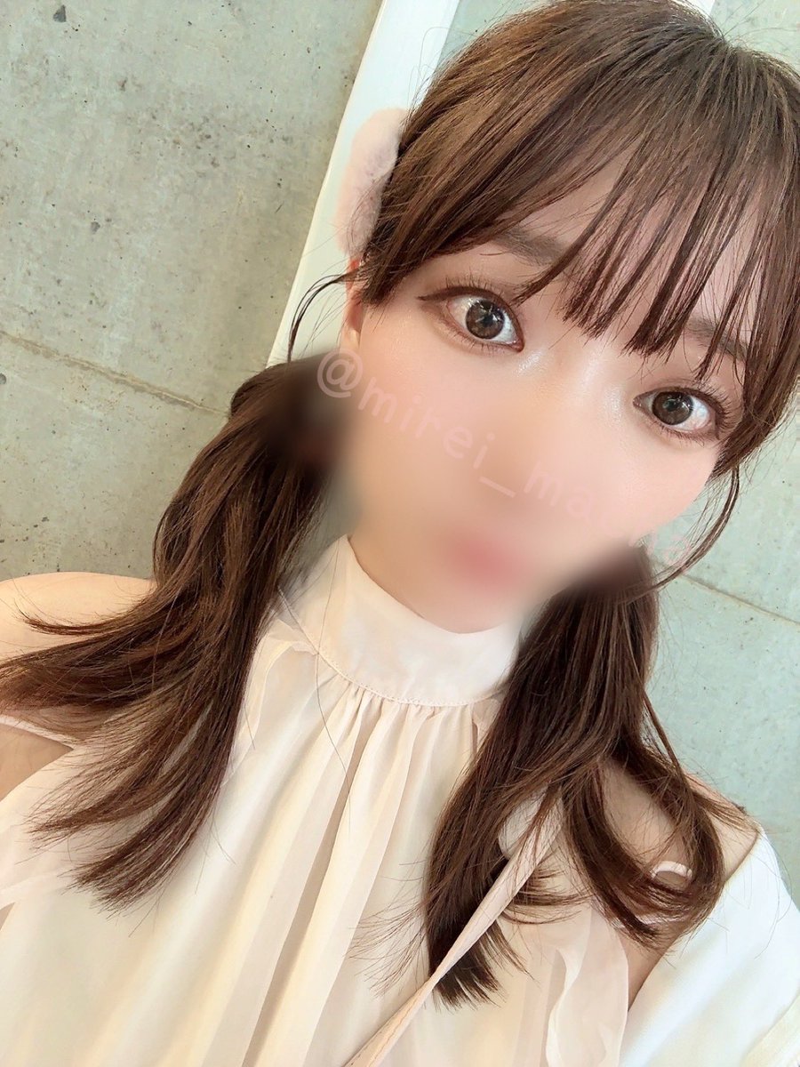 mirei_macha's tweet photo. 普段絶対しないけど、、
ツインテール･･･���き？？🫶🏻

今夜は22:00頃から配信しますっ！
今月は誕生月なのでたくさんの方に会えたら嬉しいです☺️✨
待ってるね～(❁´ω`❁) https://t.co/NmcUzJgZso