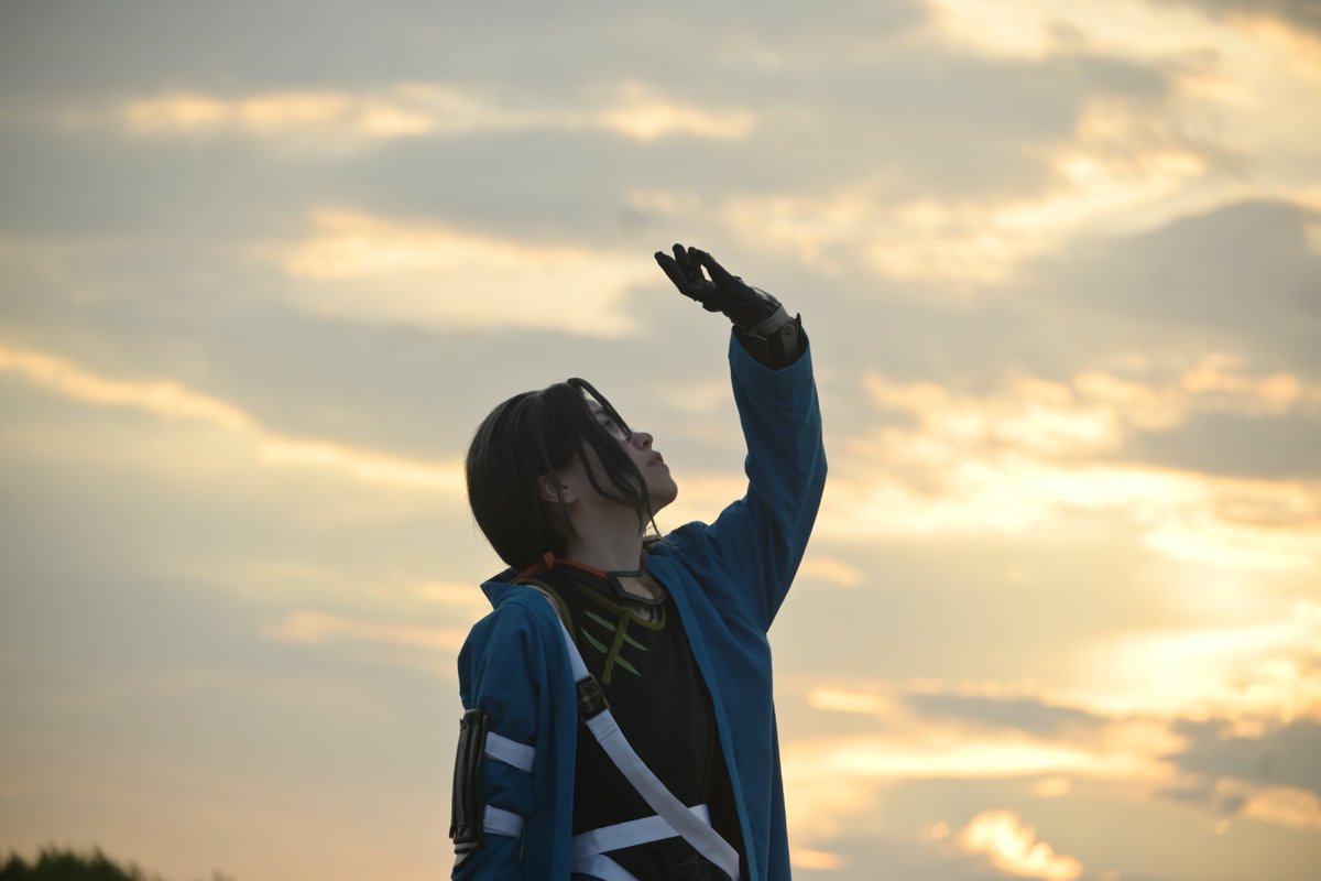 wT3Two's tweet photo. #レイヤーさんはコスプレの時の横顔を見せてください https://t.co/X9bx200jX2