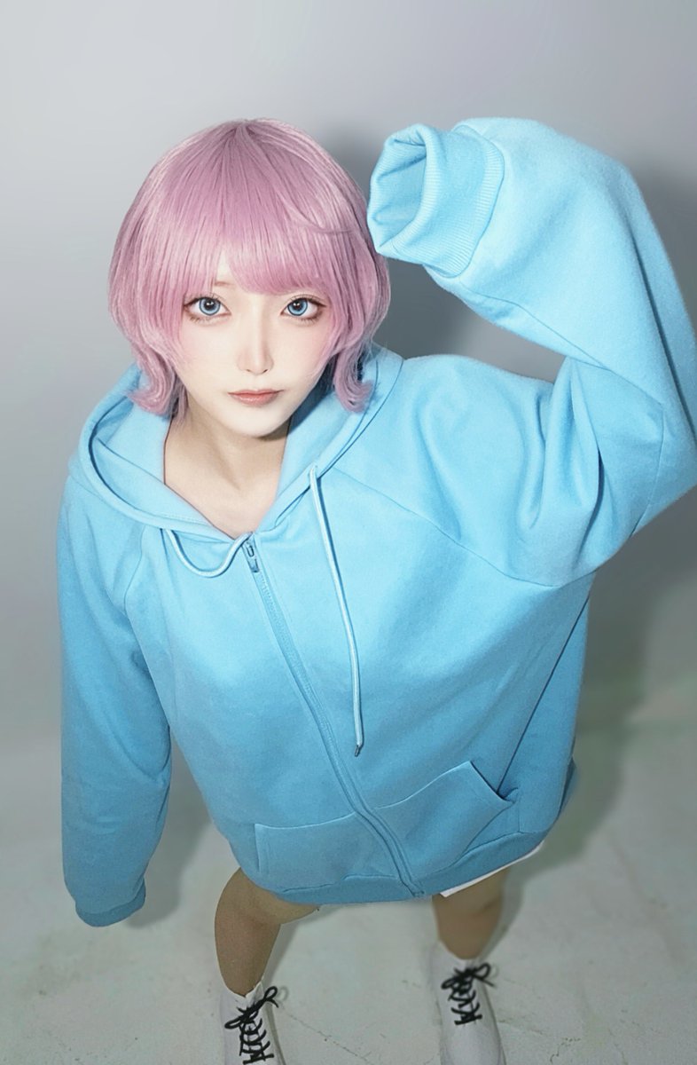 no_si_o1's tweet photo. ※cos🌆
2着目のﾗｲﾊﾞｰｶﾗｰｸﾞｯｽﾞ https://t.co/vlss4MYtKa