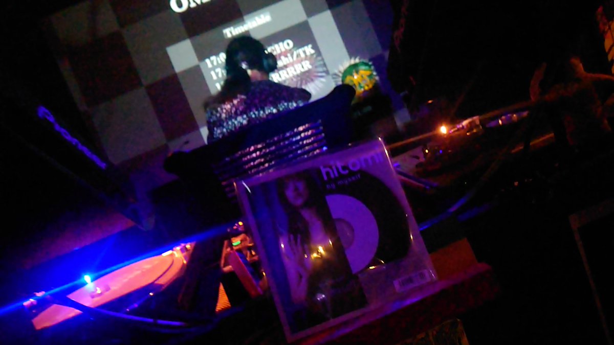 J__move's tweet photo. #大宮POP
DJ RRRRRRR さん🎧🎶
HiiT FACTORY / Crazy More Strange
(作詞 ミラッキ | 作曲 石坂翔太)
大宮POP 既に4HiiT😆
ここからhitomiに🎶最高!!
#HiiTFACTORY https://t.co/PWpzJiNuHI