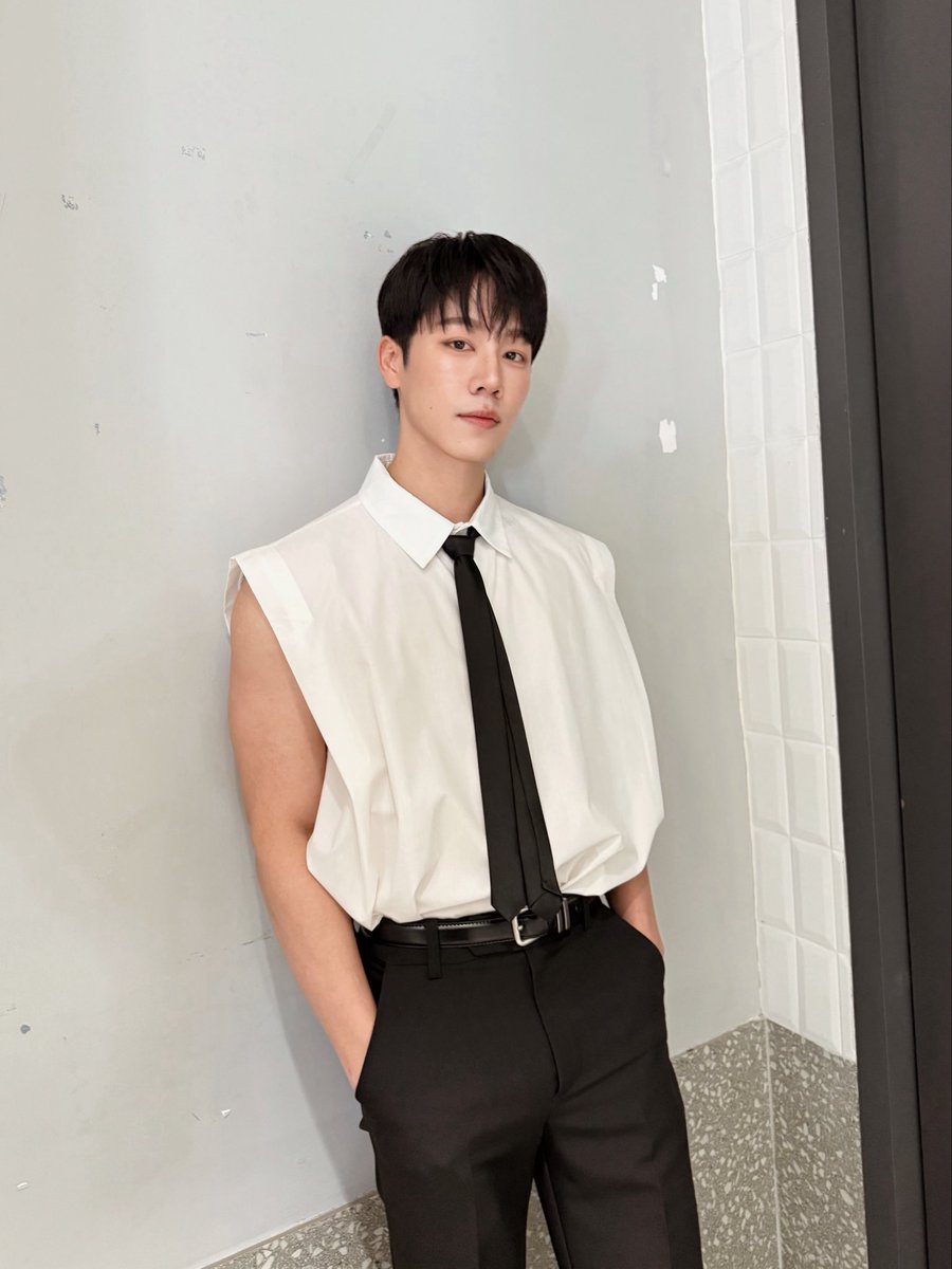 puchitoneHsu's tweet photo. IG warwanarat 
  ツ🤍🖤
🤩🥰
#warwanarat https://t.co/AriujIoxhV