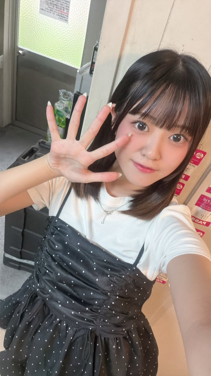 Rem_Flood's tweet photo. ガルフィニありがとうございました！
初のソロ楽しかった𛰙᭜𖫴𖫰𖫱𖫳𖫲𖫲𖫳𖫴𖫰𖫱꛰ ᭜𖫴𖫰𖫱𖫳𖫲𖫲𖫳𖫴𖫰𖫱꛰ಣ
つぎは19日ファンミとWARACONAツアーファイナルで会いましょー☆ https://t.co/P0sbd7lGEZ