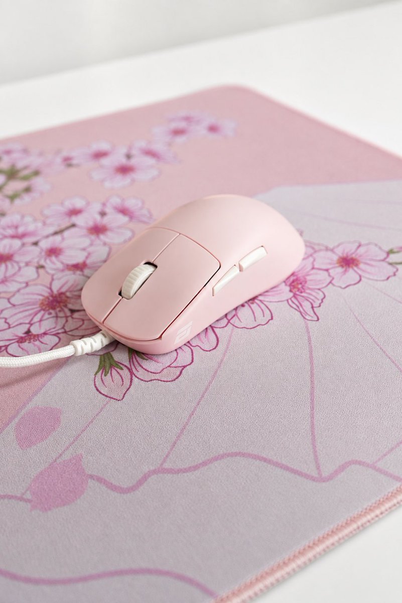 vlvldev's tweet photo. OP1 8K RAWINPUT Edition 🌸

Might’ve just found my endgame mouse. https://t.co/RjqFVDnUvm