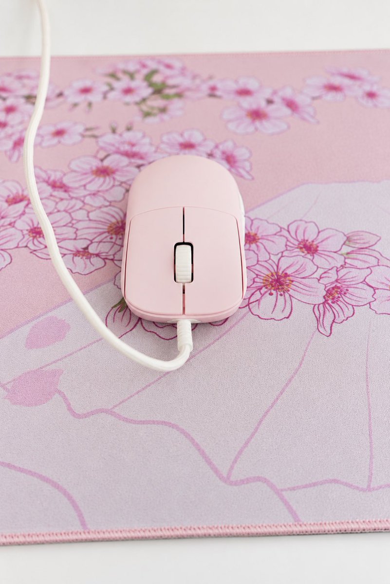 vlvldev's tweet photo. OP1 8K RAWINPUT Edition 🌸

Might’ve just found my endgame mouse. https://t.co/RjqFVDnUvm