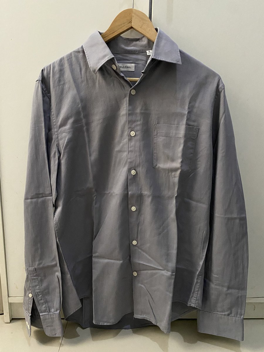 sha68810186's tweet photo. 12. kemeja calvin klein 35k
size M (ld 100cm pj 65cm)
bahan oxford minus noda samar https://t.co/lMbTYnmW2m