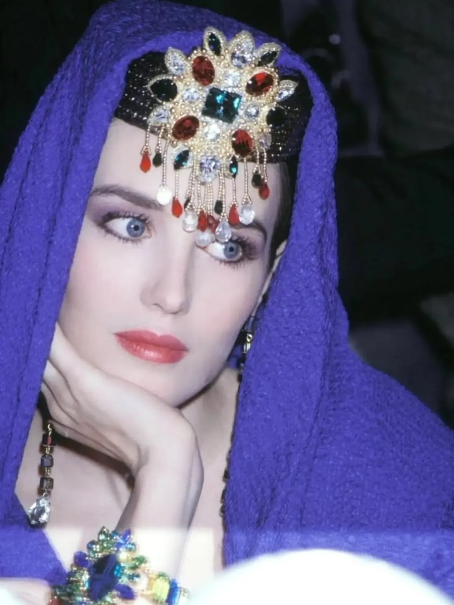 taesdawn26's tweet photo. isabelle adjani in monaco, 1985 https://t.co/hohMbGc7Rh