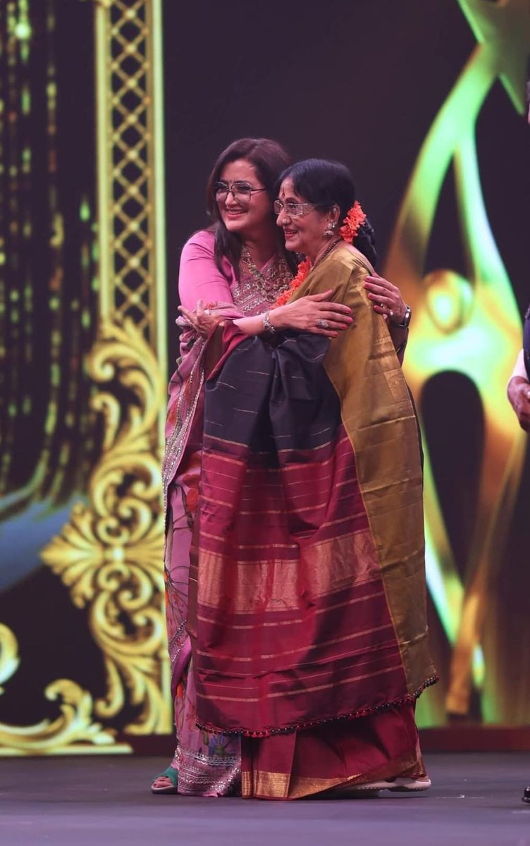 kannadabeatz's tweet photo. ✨ SIIMA 2026 — A celebration of talent, glamour & unforgettable moments! 🏆✨
Red carpet elegance and star-studded memories from the SIIMA Weekend, Bengaluru. ❤️🎬
#SIIMA2026 #SIIMAAwards #SIIMAWeekend #Bengaluru #Sandalwood #KannadaCinema #RedCarpet #CinemaCelebration https://t.co/04JbXCMu7H