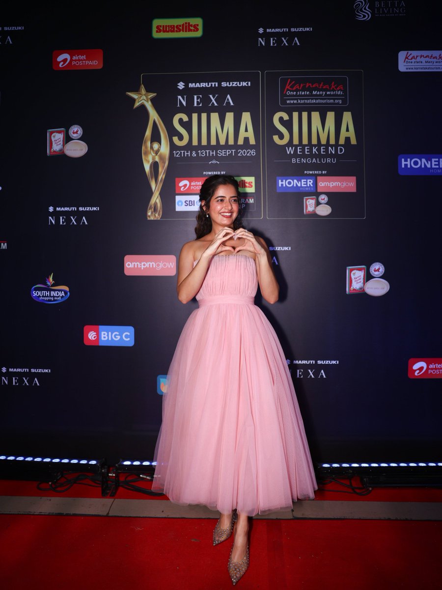 kannadabeatz's tweet photo. ✨ SIIMA 2026 — A celebration of talent, glamour & unforgettable moments! 🏆✨
Red carpet elegance and star-studded memories from the SIIMA Weekend, Bengaluru. ❤️🎬
#SIIMA2026 #SIIMAAwards #SIIMAWeekend #Bengaluru #Sandalwood #KannadaCinema #RedCarpet #CinemaCelebration https://t.co/04JbXCMu7H