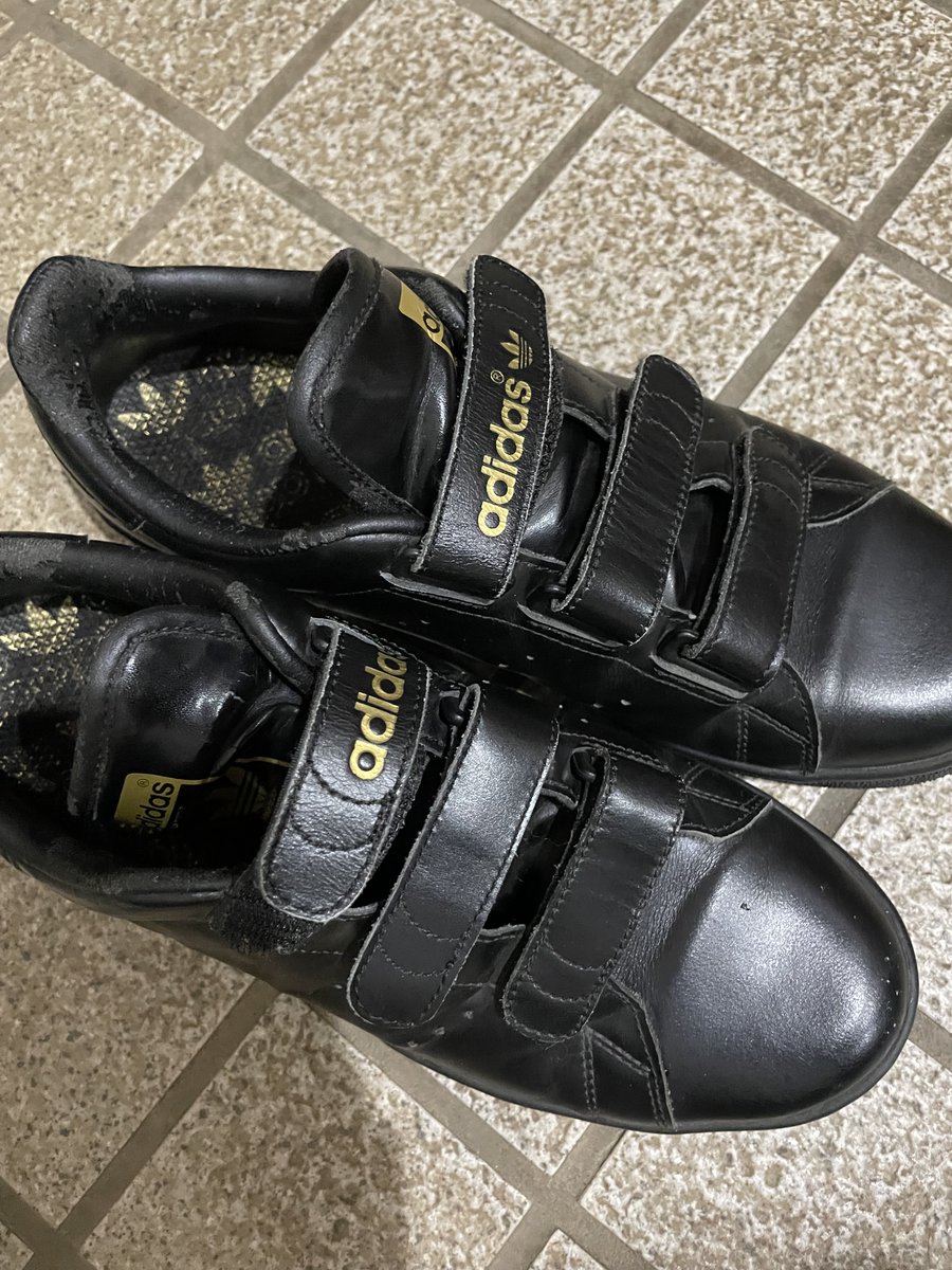kacchi_009's tweet photo. 一日中はいてました🚶
2026/09/13
#adidas https://t.co/BkaHBJUHP7