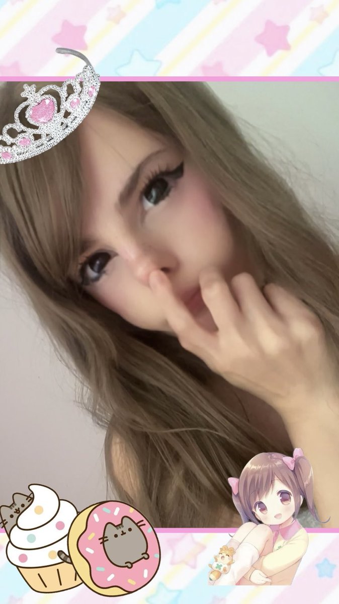 bratgfff's tweet photo. 🍭🍭🧁 #kawaii #egirl #ekitten https://t.co/ItOrAUugqV