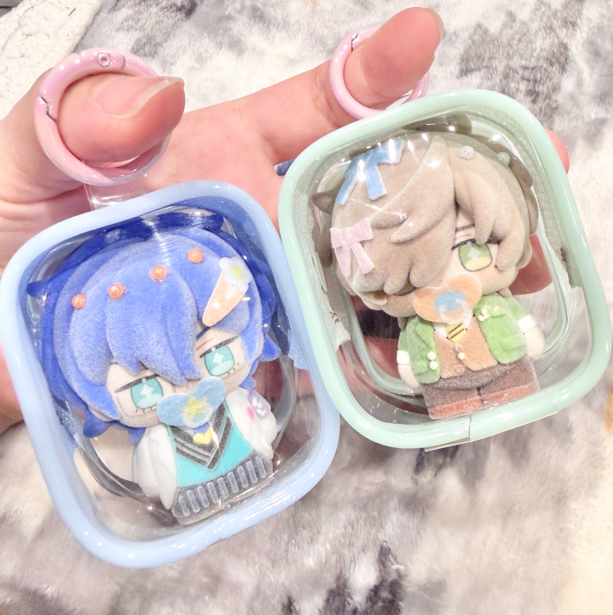 hgttun's tweet photo. seriaに売ってる小物入れ（小）がジャストフィット過ぎる
でかいのもかわいい頑張れば4体入りそう https://t.co/bnR7zZBZWV
