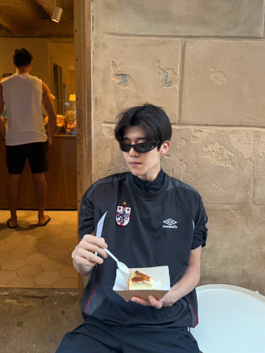 sionarchives's tweet photo. #SION instagram update https://t.co/F5fW7JRnCj