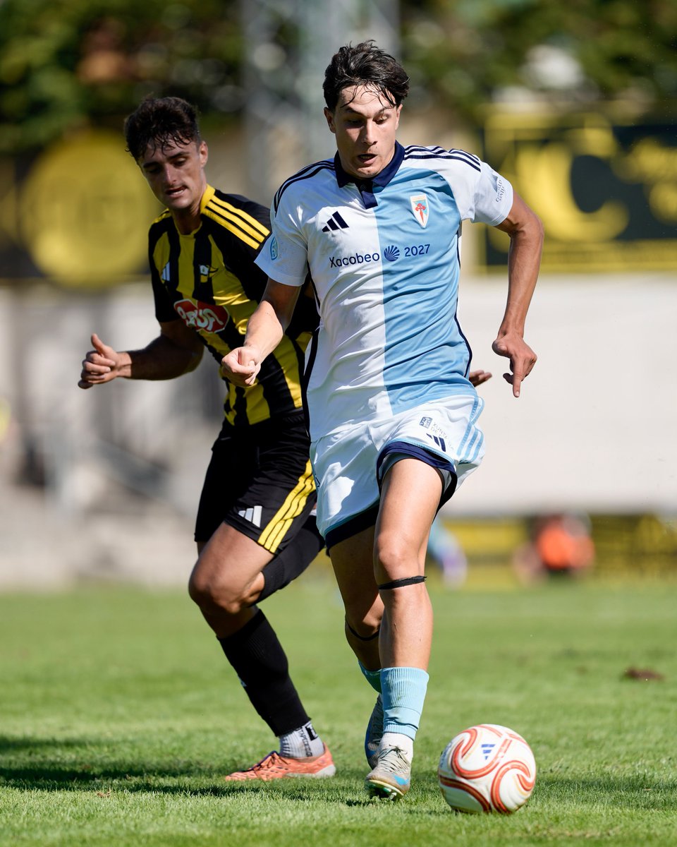 SD_Compostela's tweet photo. ⏩️ EN MARCHA A SEGUNDA METADE
🙌💪 Con todo a pola vitoria
#PortuCompos https://t.co/O70ayQVKtM