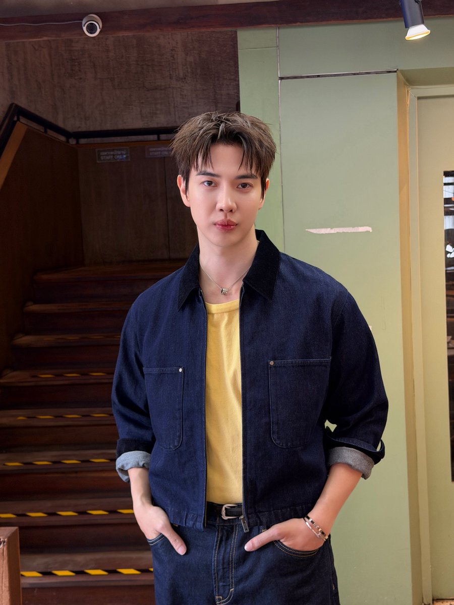 MchoiceTH's tweet photo. ‘แม็กกี้’ พร้อมไปเจอกับทุกคนที่งาน ‘VOLT Event ปลุกรากพลังในตัวคุณ The Root of your energy’ แล้วค้าบ 💪🏻⚡️

MAXKY x VOLT SODA ENERGY DRINK EVENT
#VOLTSodaEnergyDrink
#VOLTปลุกรากพลังในตัวคุณ
#maxky_rp
#MchoiceArtist https://t.co/syFwXGb8lN