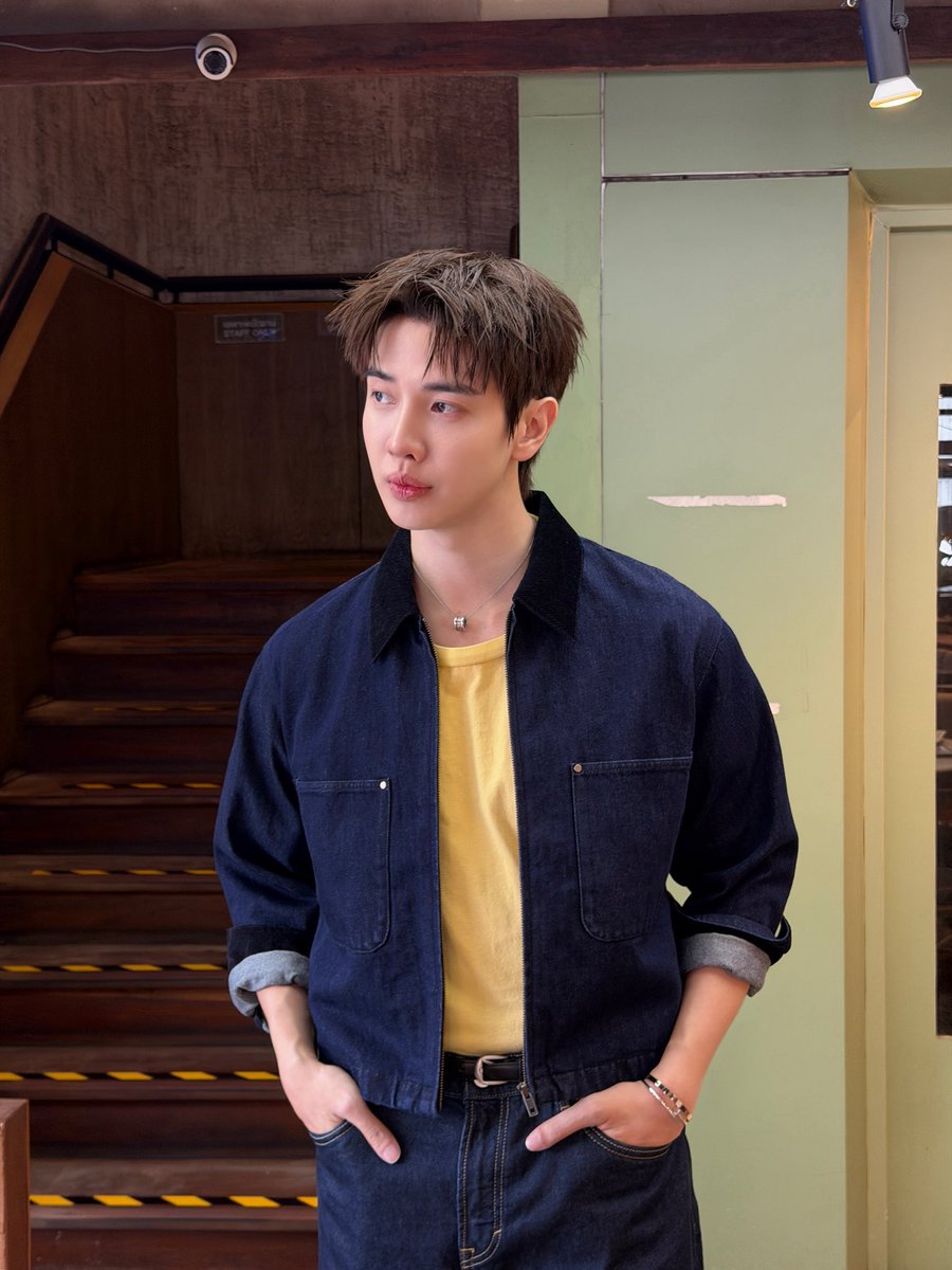 MchoiceTH's tweet photo. ‘แม็กกี้’ พร้อมไปเจอกับทุกคนที่งาน ‘VOLT Event ปลุกรากพลังในตัวคุณ The Root of your energy’ แล้วค้าบ 💪🏻⚡️

MAXKY x VOLT SODA ENERGY DRINK EVENT
#VOLTSodaEnergyDrink
#VOLTปลุกรากพลังในตัวคุณ
#maxky_rp
#MchoiceArtist https://t.co/syFwXGb8lN