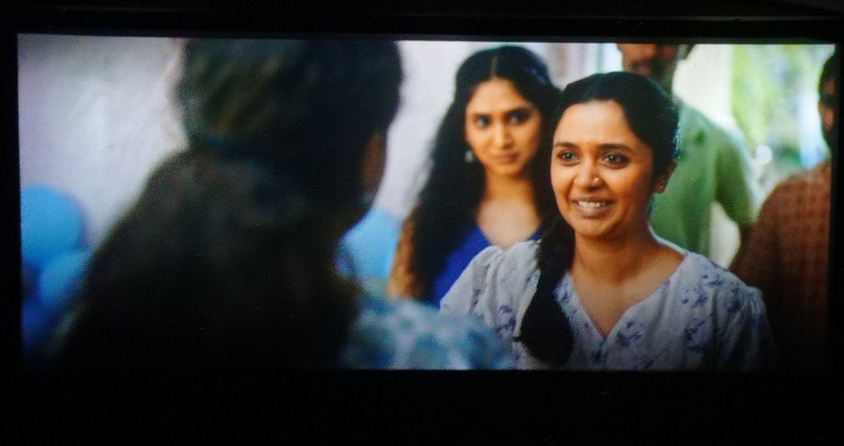 iamRGIngole's tweet photo. "जयंती 2" चित्रपट बघितला. एका ज्वलंत सामाजिक विषयावर हा चित्रपट आहे. माझी महाराष्ट्र राज्य सरकारला विनंती आहे की त्यांनी हा चित्रपट करमुक्त करावा व सामाजिक न्याय विभागाच्या वस्तीगृहातील विद्यार्थ्यांना हा चित्रपट मोफत दाखवावा.
@CMOMaharashtra @Mr_RutuRaj
#Jayanti2 #MarathiCinema https://t.co/wKWb1JmgAj