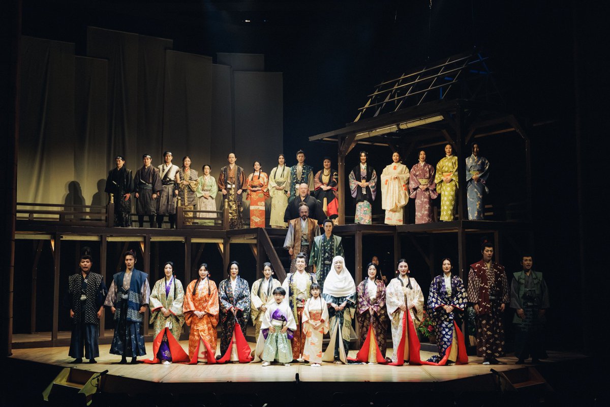 AlexandriteSTG's tweet photo. 時代劇『PRINCESS TAKEDA』
https://t.co/oemlL2ZeMd

無事に全公演、閉幕しました。

皆様からの沢山のお気持ちと共に
歩んで参りました一ヶ月の期間が
名残惜しくもありますがまた必ず
どこかの劇場でお会いしましょう。

皆様、誠に有難う御座いました!!

※今月末まで
公式HPにてBlu-ray発売中🏯 https://t.co/hxWMQBTADQ