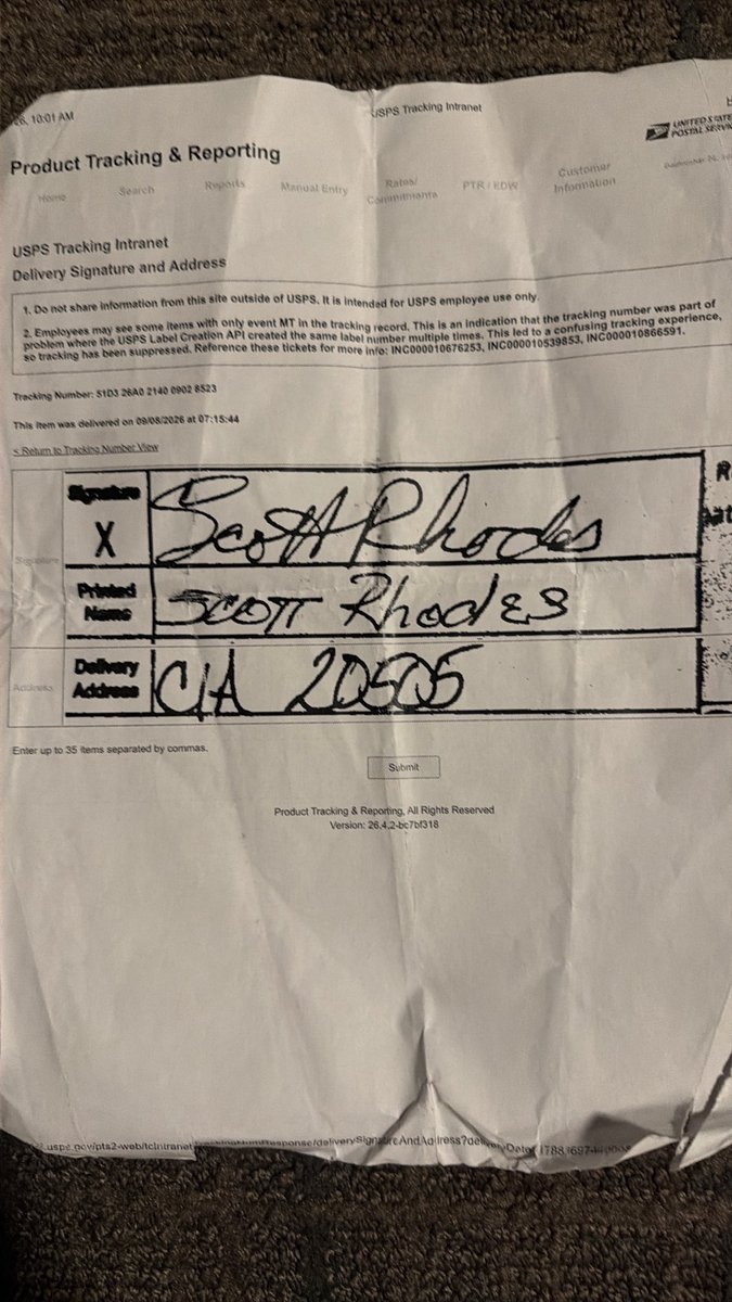SmithSeverrpoi's tweet photo. @USPSHelp why would you print this out as an answer, when it’s not even the right tracking number? https://t.co/j01mc5YYDj