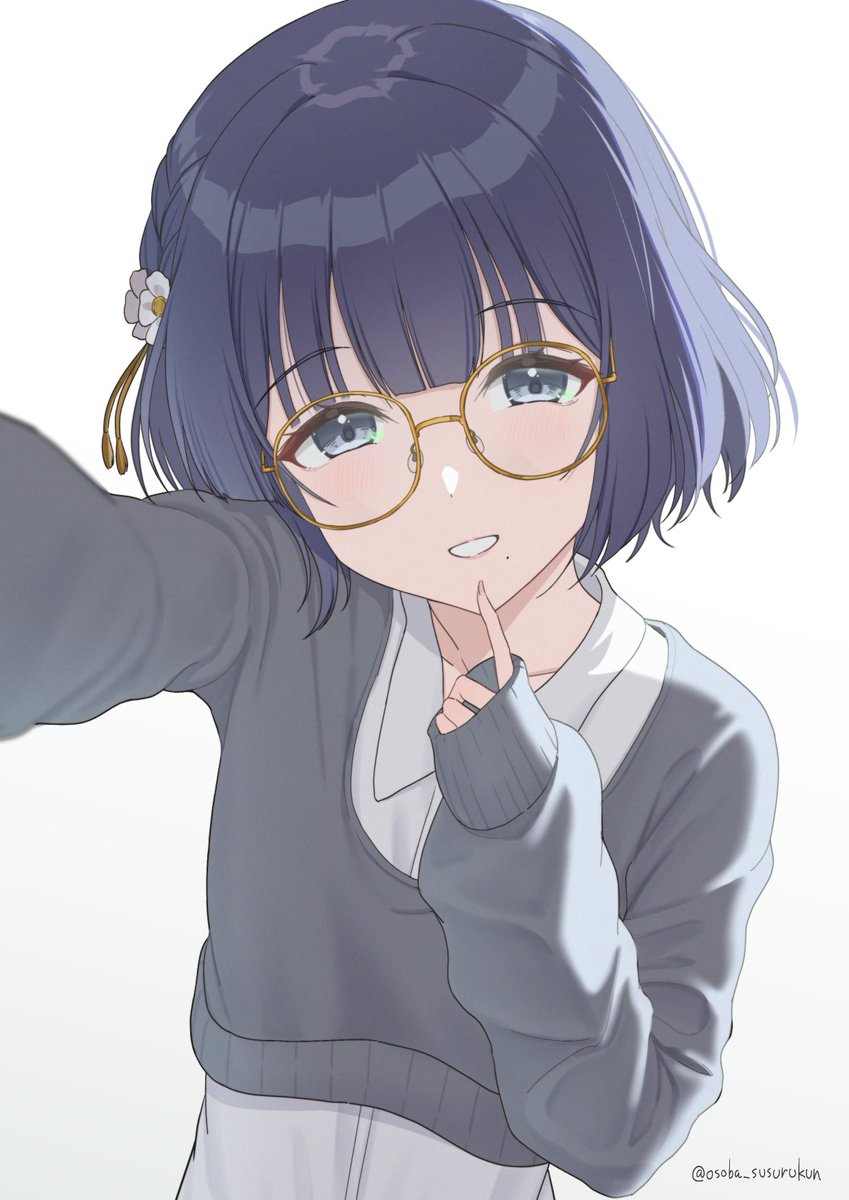 osoba_susurukun's tweet photo. 秦谷さんに眼鏡が好きなのがバレてから写真が供給されるようになった https://t.co/9xgZANtMDm