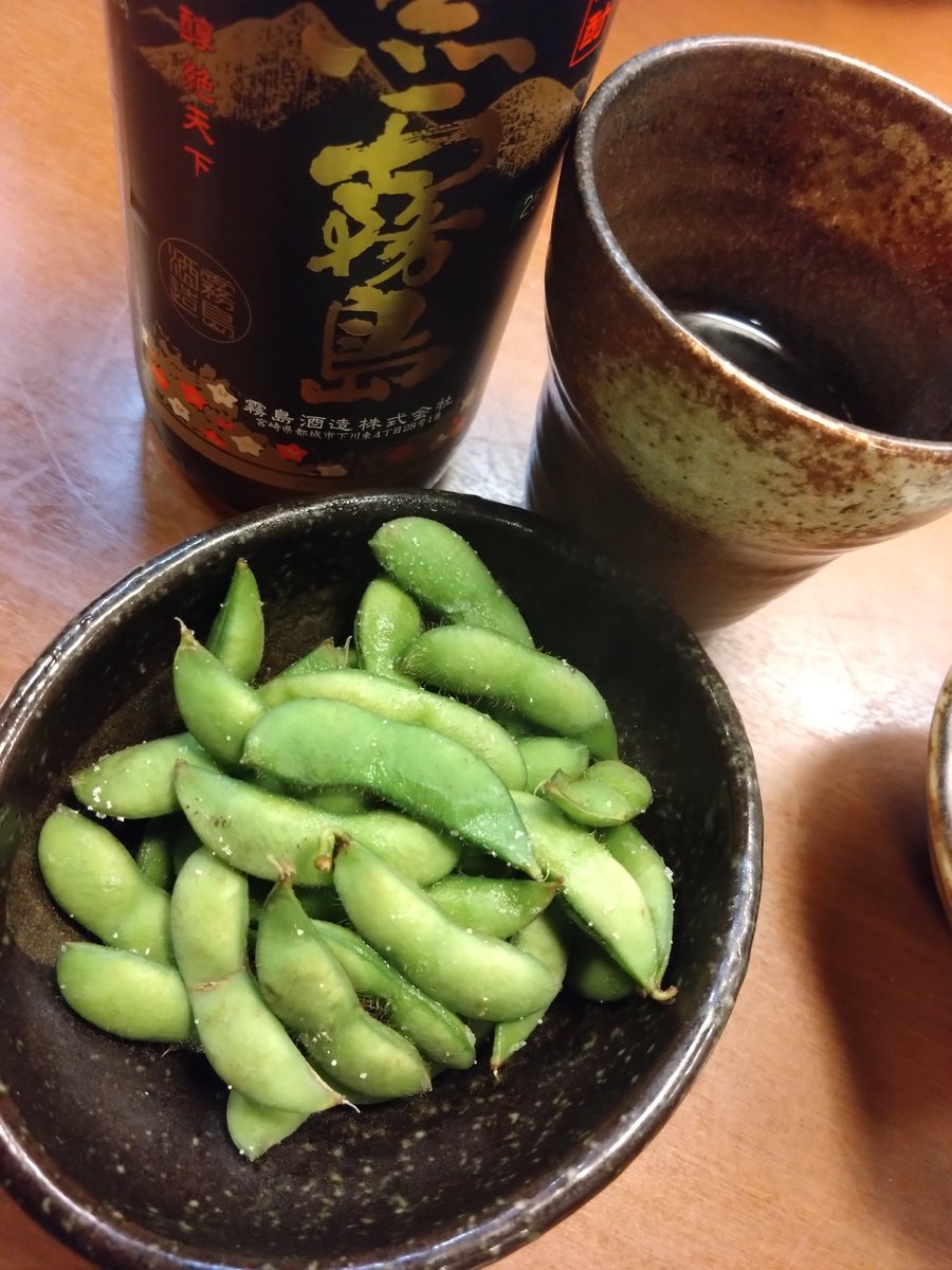 AKIMOTOYASUNARI's tweet photo. 蕎麦湯割(*^^*)🍻 https://t.co/k7aXSnP5VL
