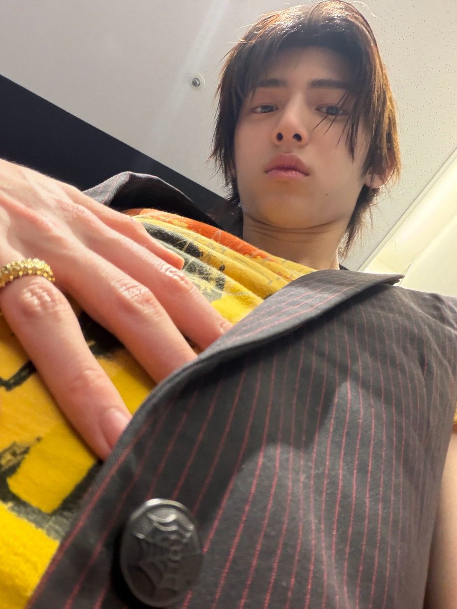 veozni's tweet photo. hi #stantwt #coertwt #kpoptwt 😏

hai i’m ven, lf interactive #moots ! ifb
- any prns , 16 , filo/eng
- cortis/twice main, all fandoms r welcome 🙏 
- mabait at sobrang lambing👀

♡︎ &amp; ⟳ to be moots 🫪 ‘di ako nangangagat 🥺
#anytwt #metwt #cortisph https://t.co/YgcPCnok6b