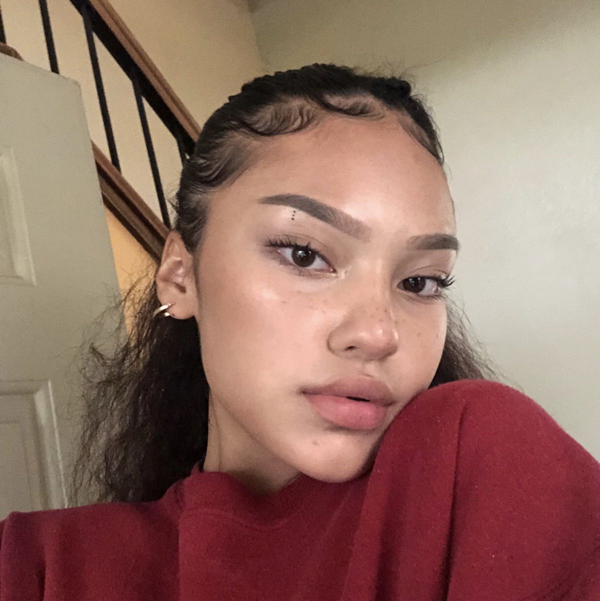 NicholasBrqvmdu's tweet photo. But being with her made one thing very clear: I'm currently not happy in my relationship. I’ve mostly stayed for the comfort. https://t.co/ntaalHhrFL