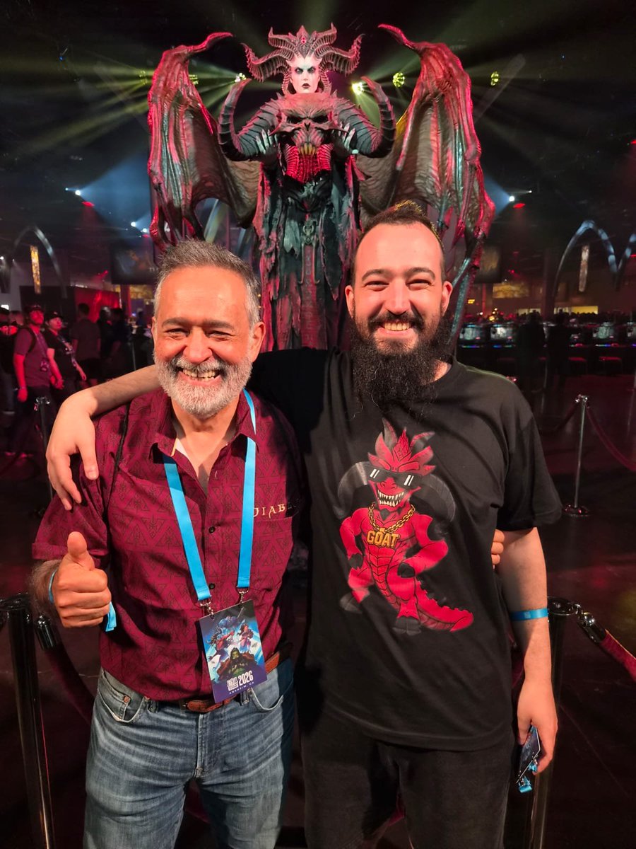 gamer_mory's tweet photo. Algunas fotos del día 1 de la #BlizzCon 😁 https://t.co/2Hjr7okU2i