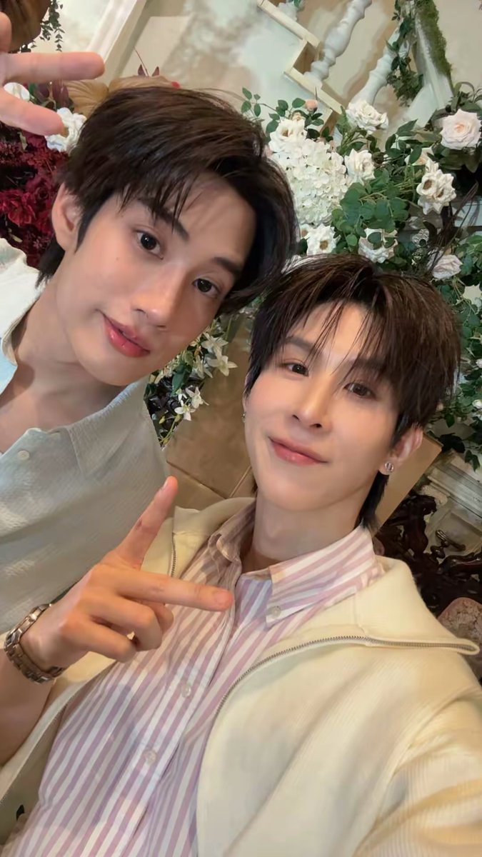 PDomundi's tweet photo. สุขสันต์วันเกิดนะครับน้องชายคนเก่ง ขอให้ปีนี้เป็นปีที่ดีของน้องชายขึ้นไปอีกเยอะเลย ภูมิใจในตัวน้องเสมอ รักครับโบร๋💚🎂

#28thHBDTLE https://t.co/C76NgrA5Xj