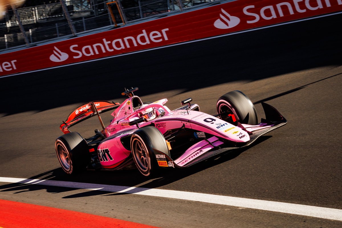 MiniGabriele's tweet photo. Good fun out there 😎

Plenty of overtakes, good recoveries and more points in the bag.

We push, we fight, Baku next 💪🏻

📸: Dutch Photo Agency

#F2 #SpanishGP https://t.co/sFWckUA5tl