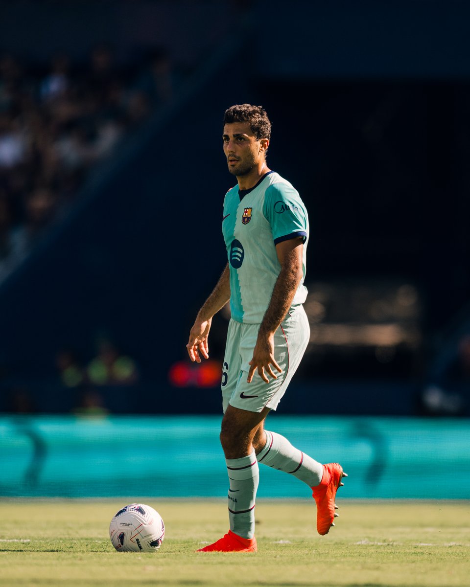 fcbarcelona_fra's tweet photo. Il contrôle le tempo 🕰️ https://t.co/FdlfDuJ1fQ