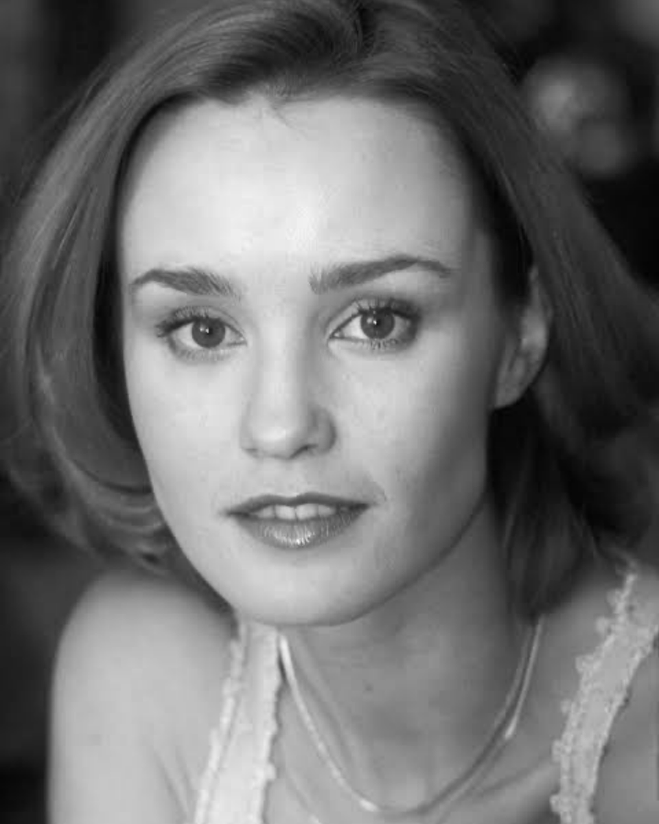 BastienFachan's tweet photo. Jessica Lange (Academy Award-winning actress) &amp; Elena Rybakina, both photographed at 27 years old https://t.co/J64HBbdtBr