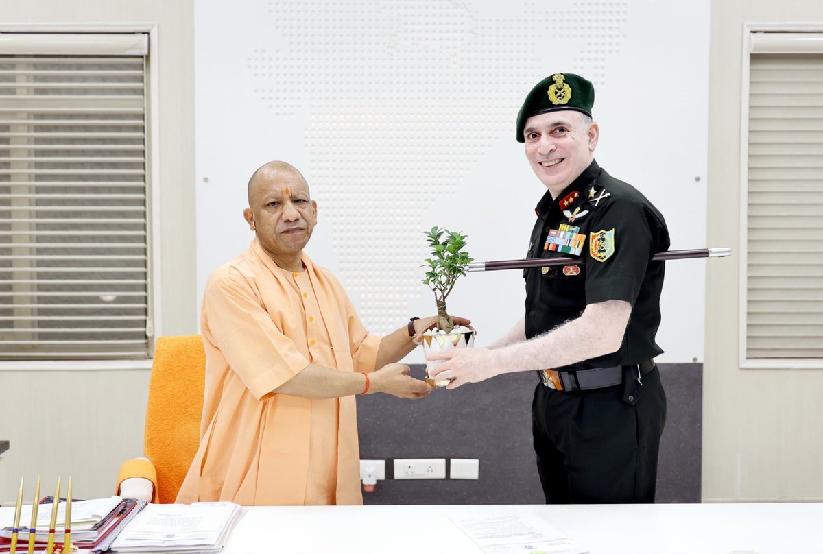 UPDTENCC's tweet photo. A meaningful interaction today at 5, Kalidas Marg.
Maj Gen Gaurav Gautam, VSM, ADG NCC Directorate UP and Brig Amit Chand, Shaurya Chakra, DDG NCC Directorate UP called on Hon’ble CM Shri Yogi Adityanath.
The meeting covered the future of NCC in Uttar Pradesh and the State Government’s support to cadets in building disciplined, nation-ready youth. #NCC
@myogiadityanath @myogioffice @dgpup @ChiefSecyUP @suryacommand @ProDefLko @CMOfficeUP @UPGovt @HQ_DG_NCC @adgpi @anandibenpatel