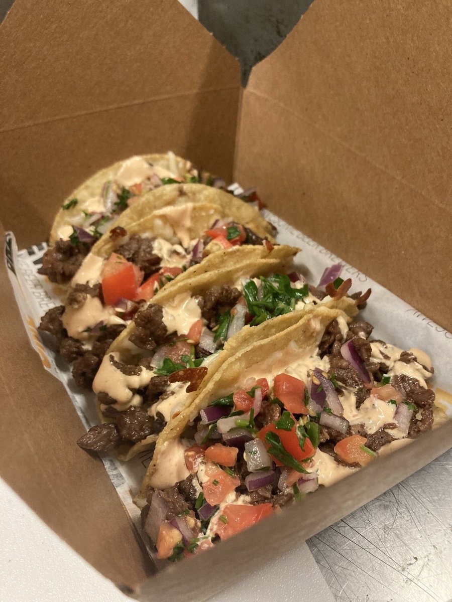 bossbabejass's tweet photo. Steak Taco LOVERS 😍 https://t.co/D7fv4Gbv2S