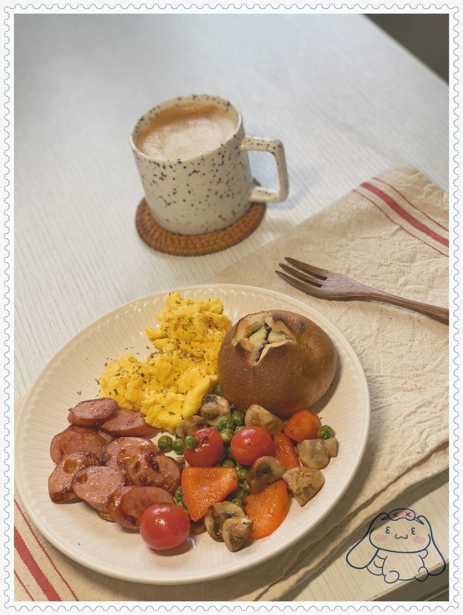 melij408801's tweet photo. Just made fluffy homemade scrambled eggs with cherry tomatoes and a slice of whole grain toast for a quick weekday breakfast—easy, warm, and so satisfying ， https://t.co/TNQcIjFgVV