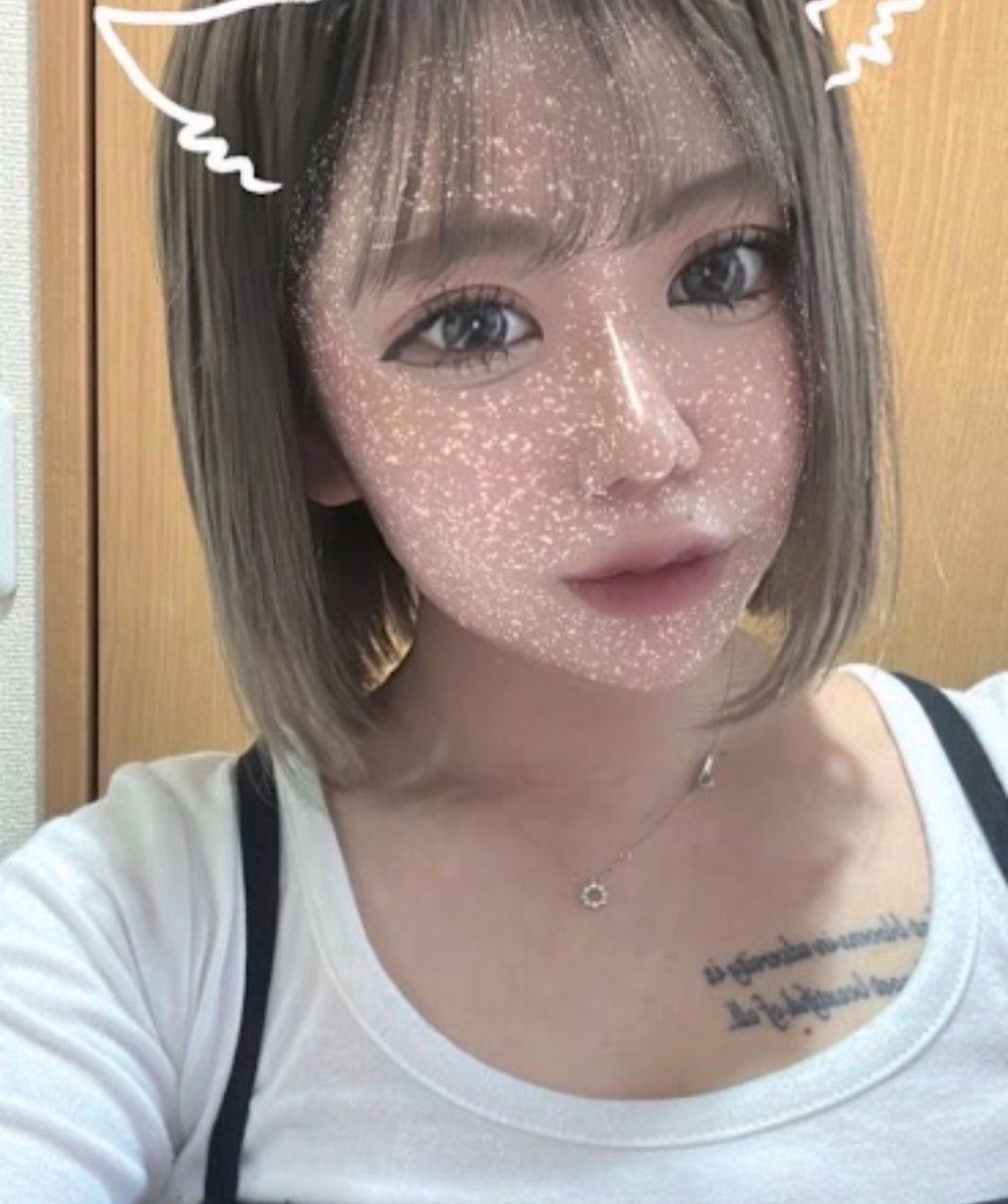 obv2b's tweet photo. 04｜お友達と恋人さん欲しいです♡✨｜年下は05〜08 年上さんは30歳くらいまで｜即レス
#レズビアンさんと繋がりたい
#レズセ https://t.co/Qt8UjnfMKZ